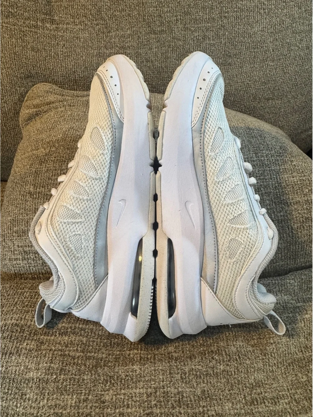 Nike Air Max AP White Pure Platinum Metallic Silver Sneakers Women's Size 9